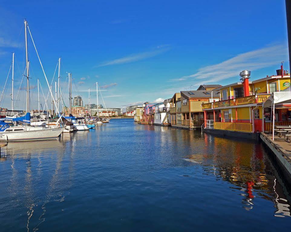 Fisherman'S Wharf Bed & Breakfast Victoria Exterior photo